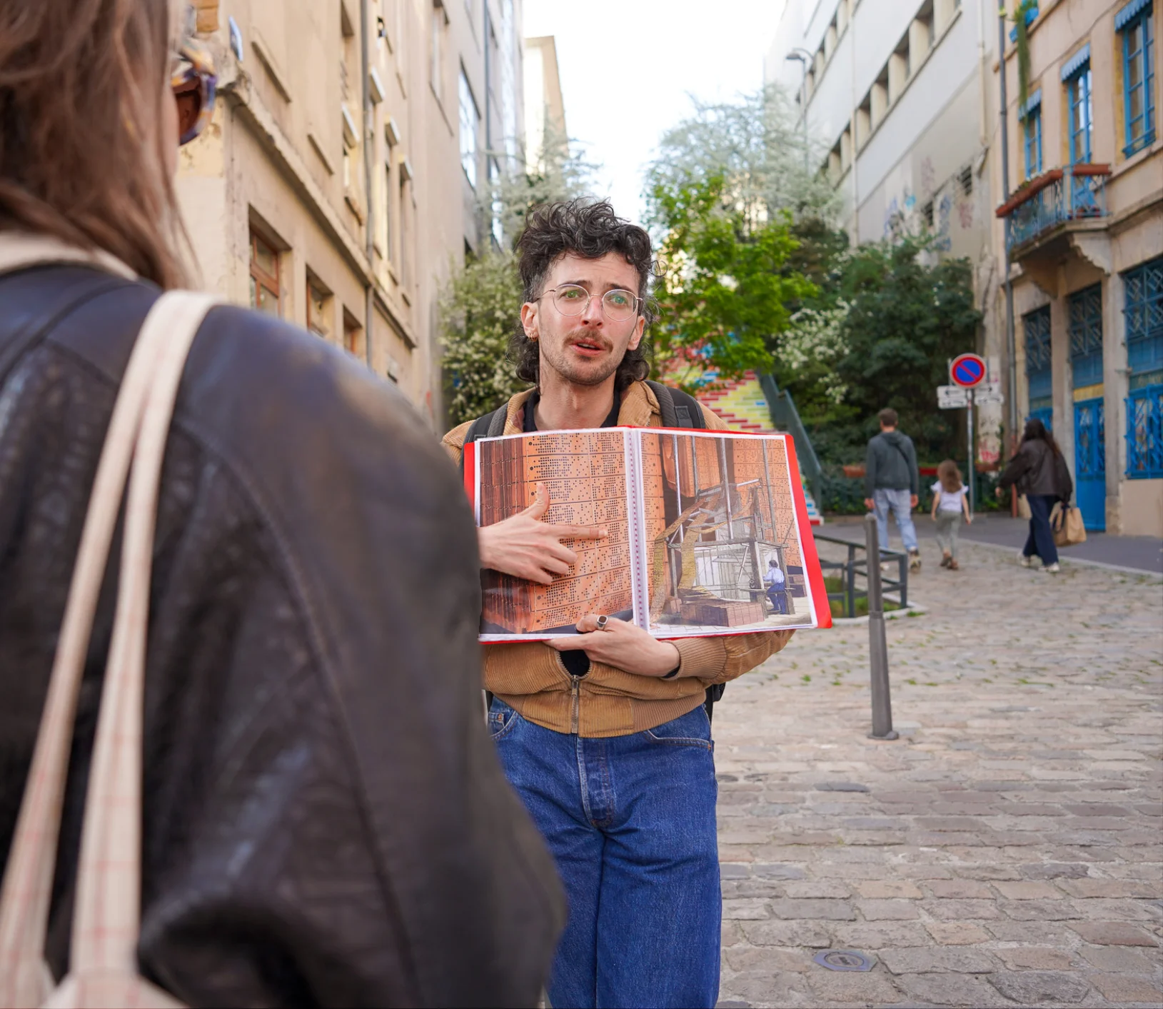 ❤️‍🔥 Lione Alternativa — Ribelli, Artisti e Sognatori con un artista locale! ❤️‍🔥