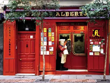 Centenary taverns in Madrid