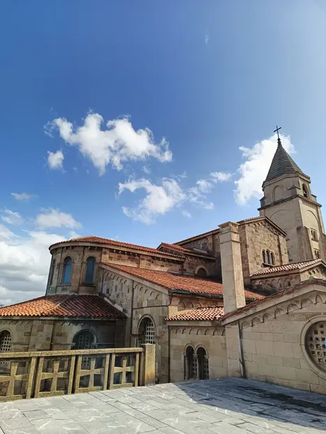 Tour image 9