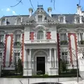 "Recoleta Free Tour: Discover the Elegance and History of Buenos Aires' Aristocratic Legacy (Not Native English)"