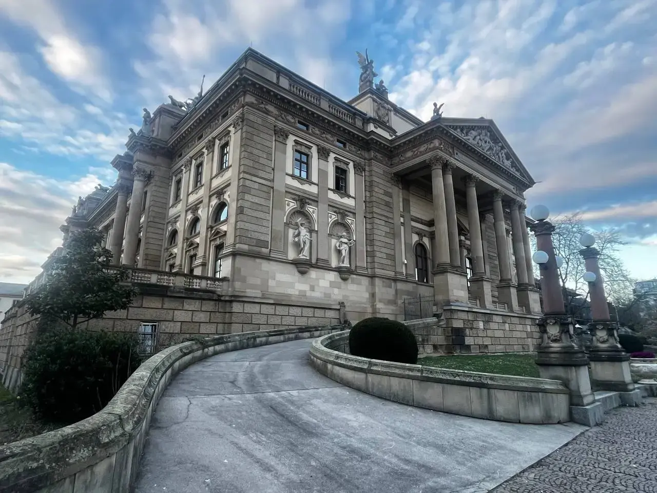 Entdecken Sie Wiesbaden bei einem geführten Rundgang