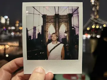 FREE Brooklyn Sunset Photography Tour with a Polaroid keepsake!