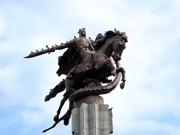 Bishkek Urban Hidden Gems & Culture Walk