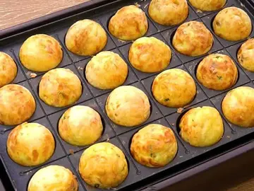 Prepariamo i takoyaki con la gente di Osaka