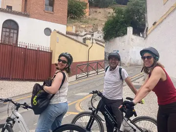 Granada en E-bike: el viaje que empieza después de la Alhambra🚲